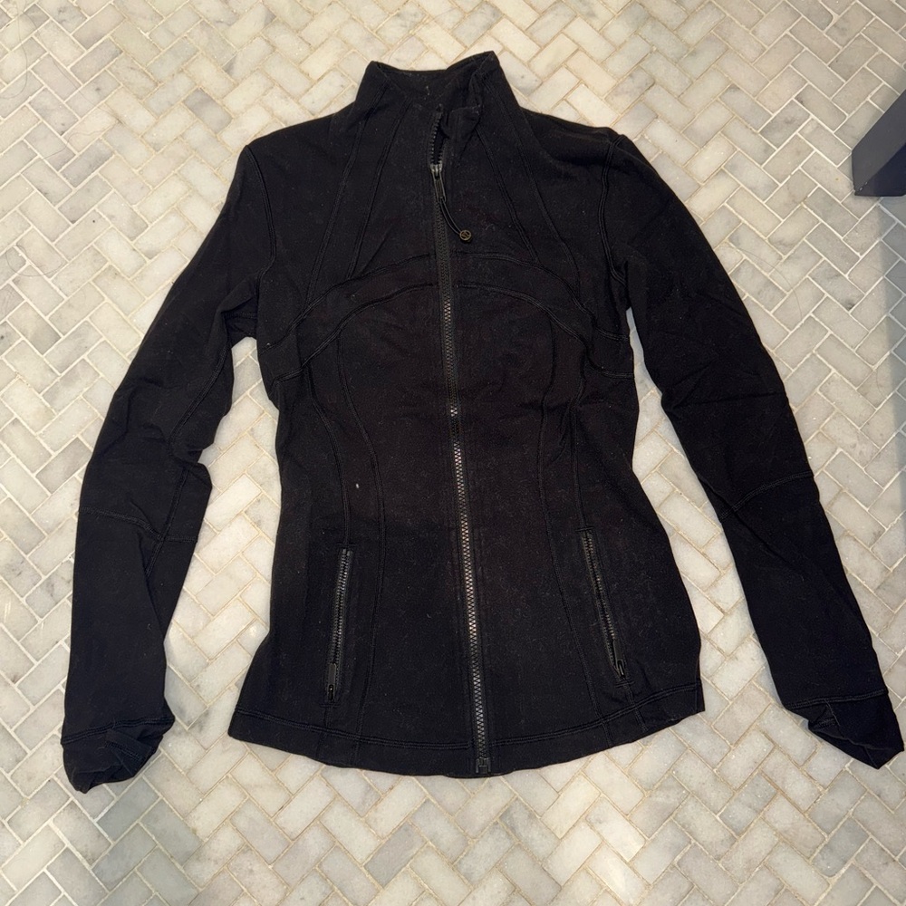 Lululemon jacket size 2